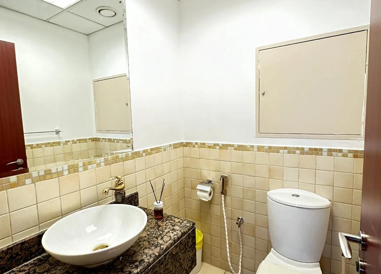 Dubai Host - Beach Hostel Jbr 0*,  United Arab Emirates